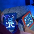 MAGIC-PAD-MAGICZNY-TABLET-LED-TABLICA-ZNIKOPIS-Bohater-brak.jpg