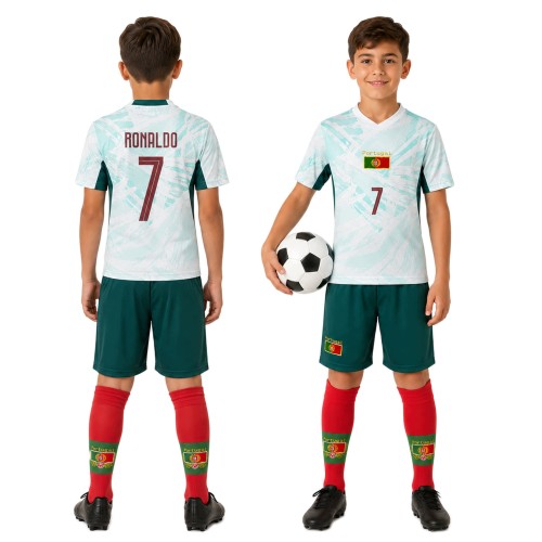 STROJ-PILKARSKI-RONALDO-Portugalia-WYJAZDOWY-z-GETRAMI-116-cm-DLA-DZIECI.jpg