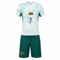 STROJ-PILKARSKI-RONALDO-Portugalia-WYJAZDOWY-z-GETRAMI-116-cm-DLA-DZIECI-Rozmiar-116.jpg